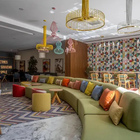 Hampton By Hilton מלון דניזלי