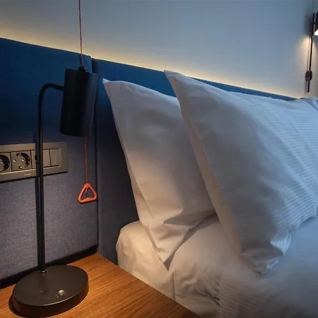 Hampton By Hilton 3* דניזלי
